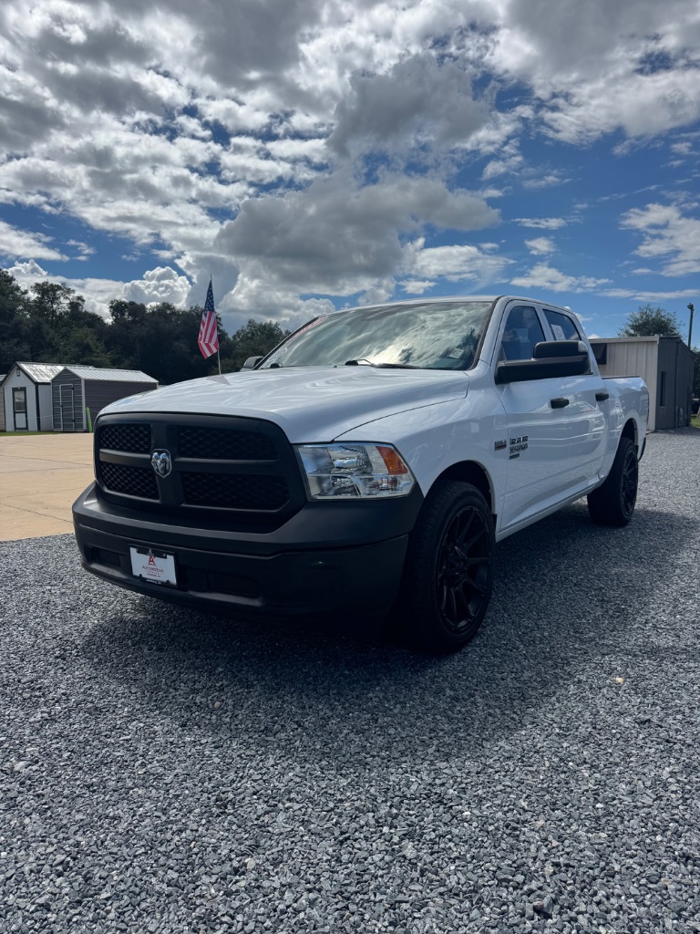 ram ram 1500 classic 2019 1C6RR6KT7KS690402 image ram ram 1500 classic 2019 1C6RR6KT7KS690402 image